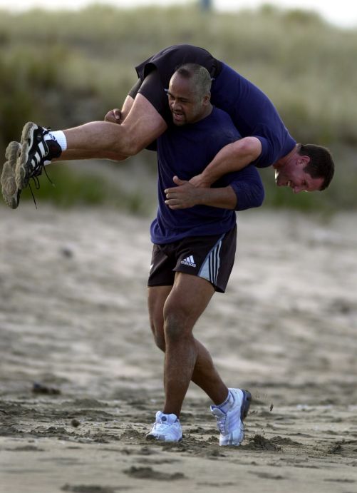 A classic bit of banter here between Jonah Lomu and Robbie Deans, the coaching coordinator for the All Blacks.