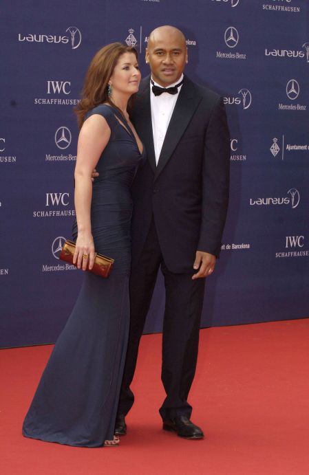 Lomu's global appeal saw him invited to the 2006 Laureus Sports Awards.