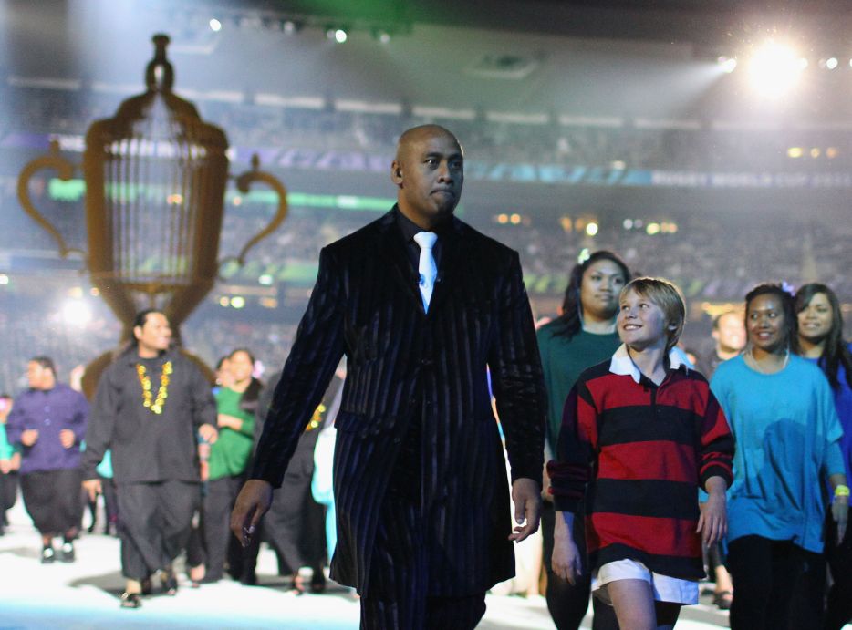 Then in 2011, the poignant moment during the Rugby World Cup opening ceremony in New Zealand. Lomu had returned home.