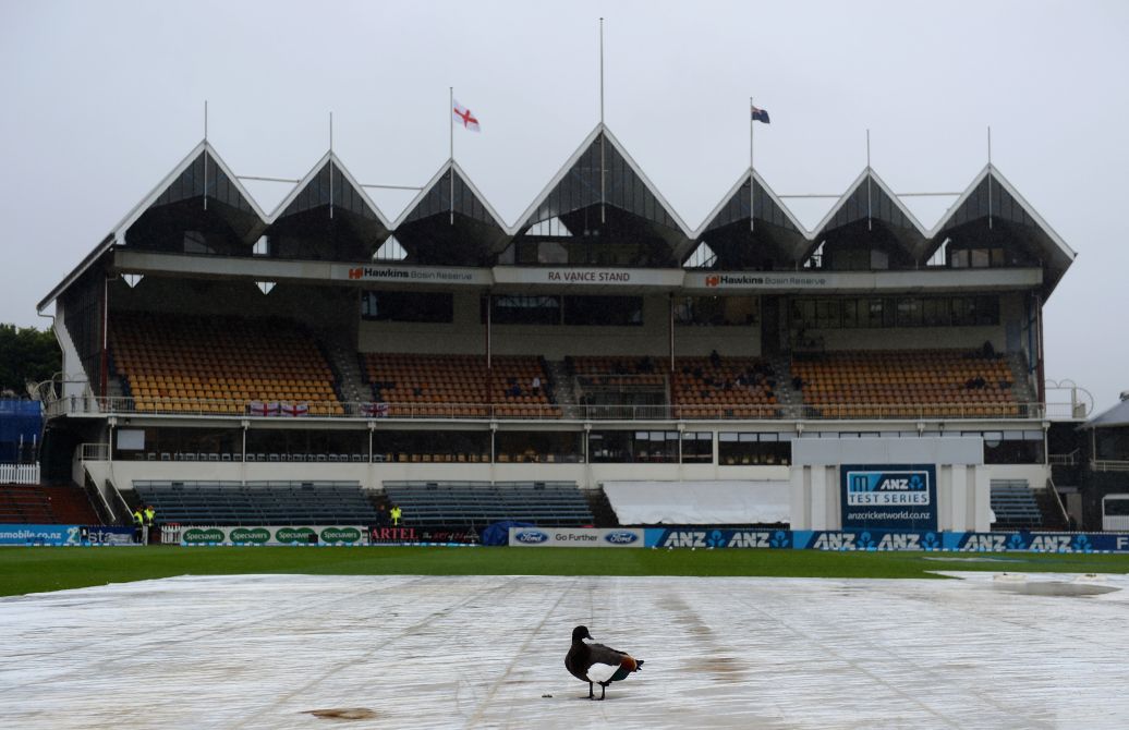 Rain hit the 2nd test at the Basin Reserve. 