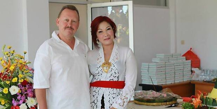 Robert and Noor Ellis. (Facebook)