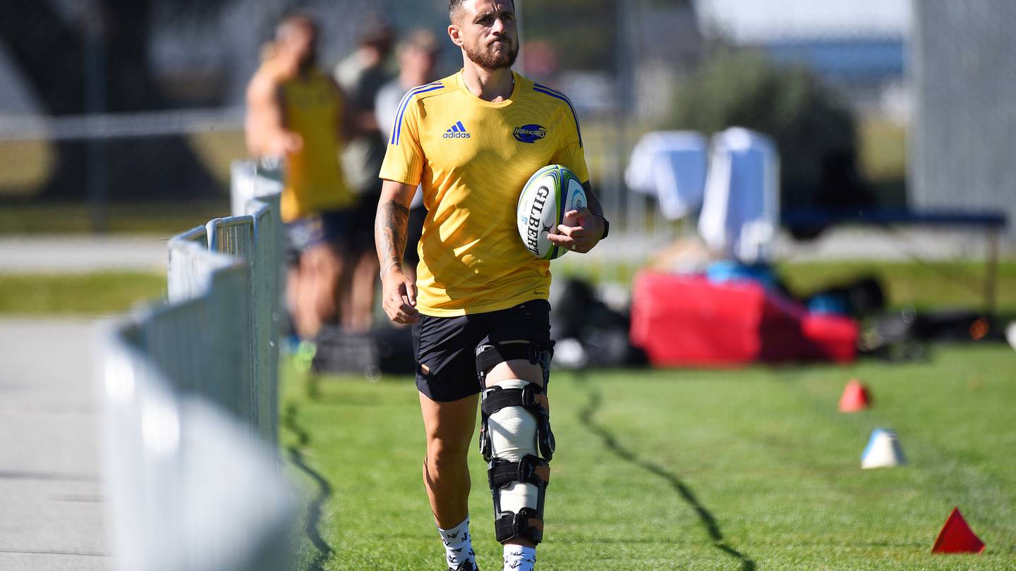 One way or another, TJ Perenara's Hurricanes return will be delayed. (Photo / Photosport)