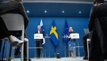 Finland, Sweden submit Nato membership application