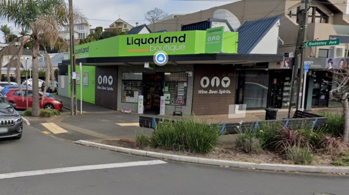 Liquorland in Kohimarama, Auckland, got shoplifted on Monday, July 23, 2024, and employees performed a citizen's arrest. Photo / Google