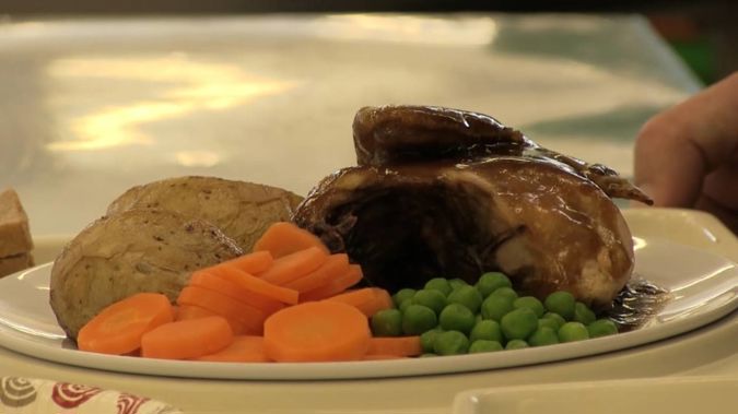 Roast chicken and veges are on the menu again for prisoners this year. (File photo / Department of Corrections)