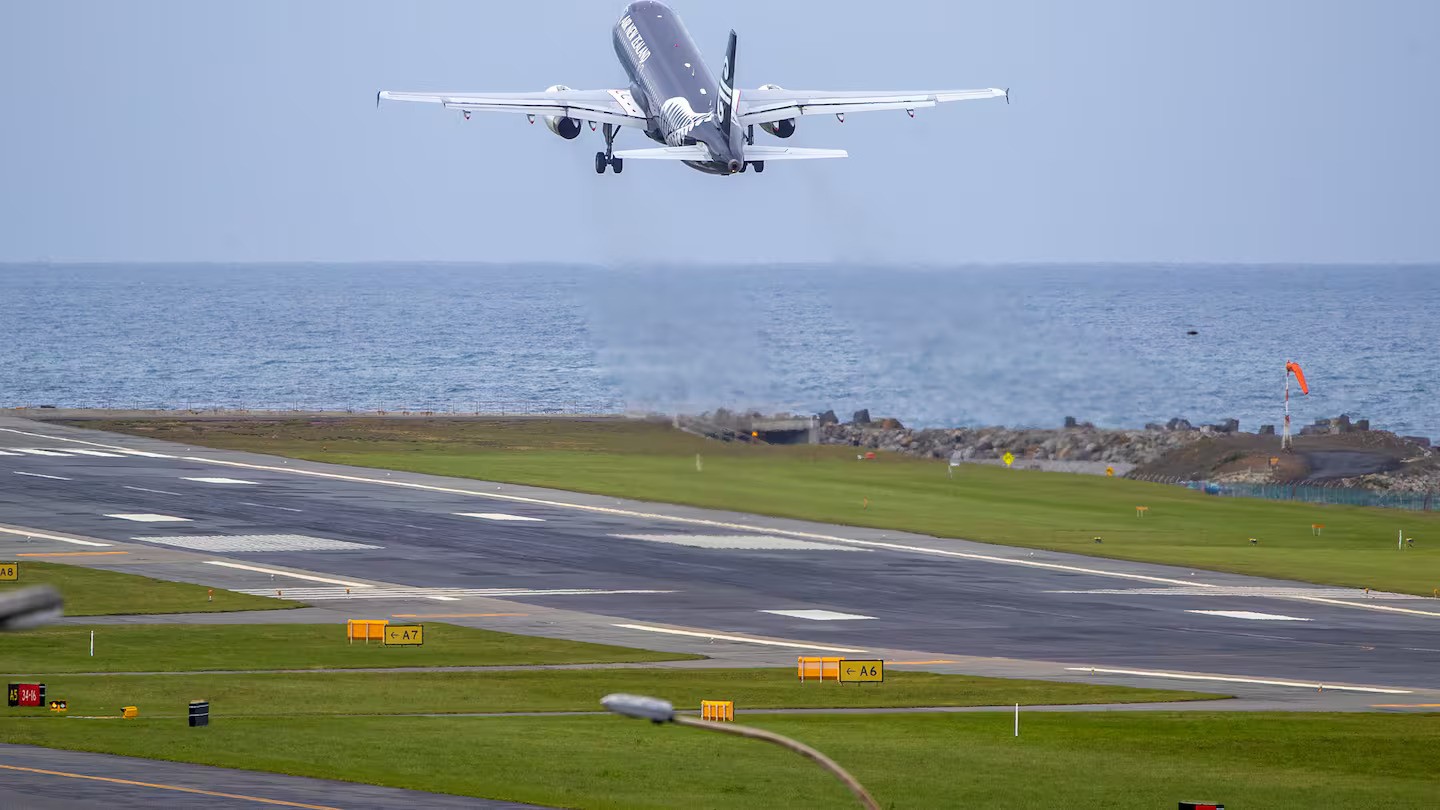  Photo / Mark Mitchell