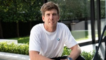 D'Arcy Waldegrave: Burling's shift to Luna Rossa is a kidney punch to Team NZ