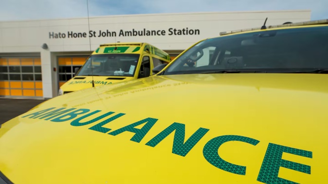 An ambulance was not dispatched to a man suffering 'classic heart attack symptoms'. He subsequently died as his wife drove him to the hospital. Photo / Paul Taylor