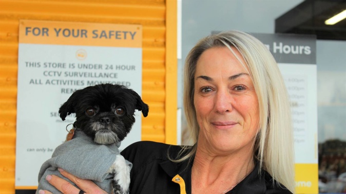 Lucy reunited with her owner Jo Borra. (Photo / Rosalie Willis)
