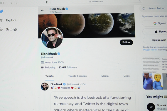 The Twitter page of Elon Musk is seen on the screen of a computer in Sausalito, Calif., on Monday, April 25, 2022. Photo / AP