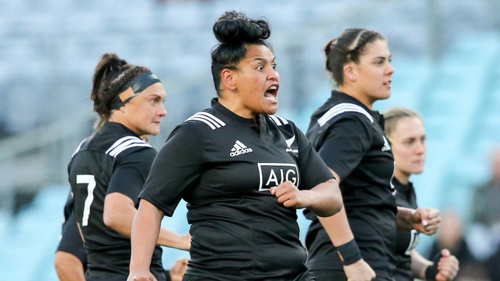 Te Kura Ngata-Aerengamate leads the haka ahead of a 2018 test against the Wallaroos. (Photo / Photosport)