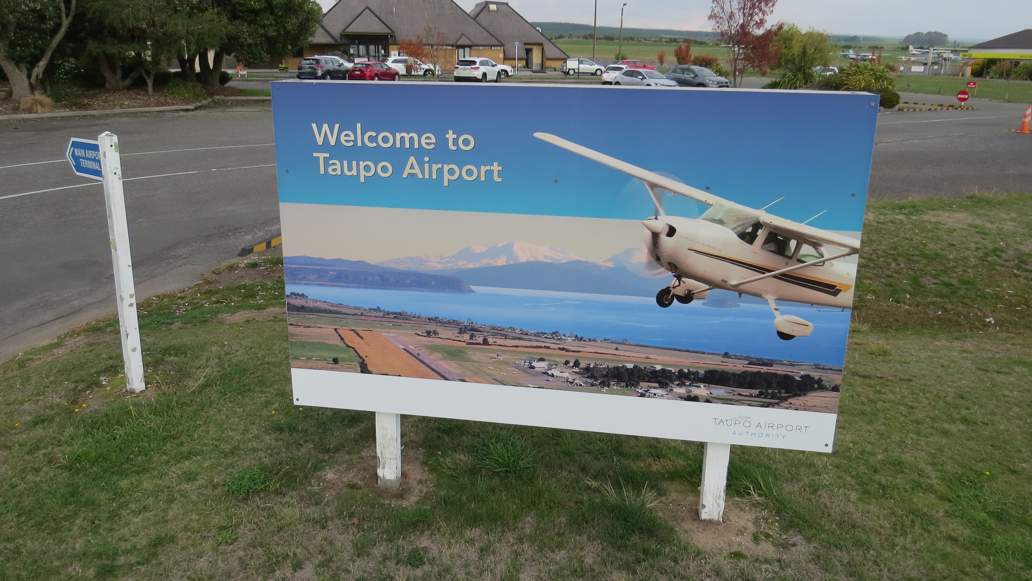 Taupō Mayor would be 'surprised' if Air NZ axed their regional route 