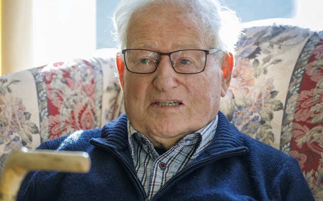 Politicians honour former PM Jim Bolger in the House