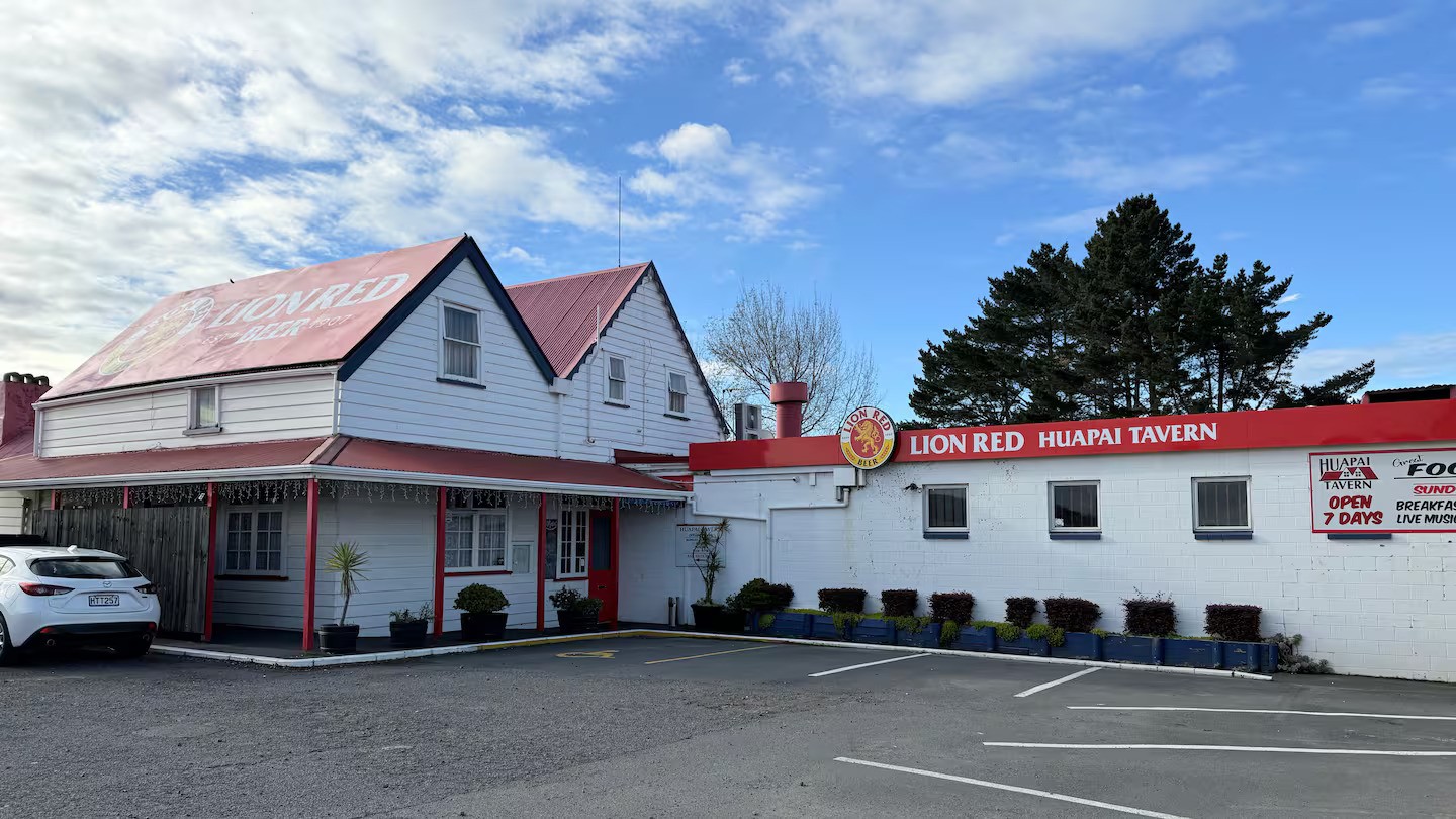 Huapai Tavern faces scrutiny following alleged child assault incident