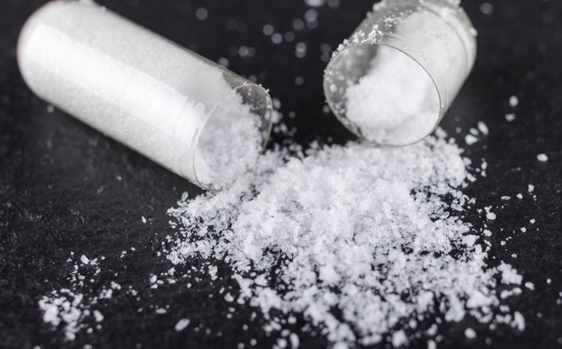 Expert: Fentanyl dose being off by the size of a 'few grains' of salt could  kill
