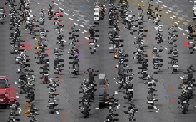 Gang convoy on Auckland motorway for former Hells Angels president