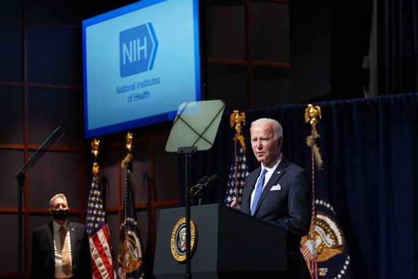 President Joe Biden, seen here in Bethesda, Maryland on December 2, warns of a winter of 'severe illness and death' for the unvaccinated. (Photo / Getty Images)