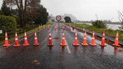 Te Puna Station Road with a road closed sign in place. Photo / Alex Cairns