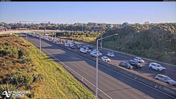 Police are in attendance at a serious crash on the Northern Motorway, State Highway 1, near the Onewa Road off-ramp.