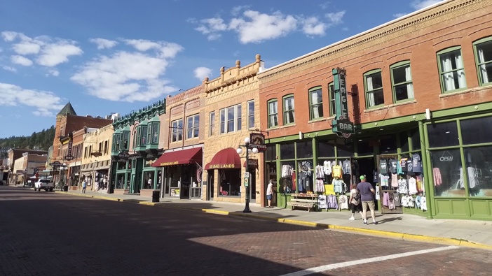 Main Street, Deadwood. Photo / Mike Yardley