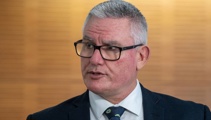 Kelvin Davis says his family was left with nothing