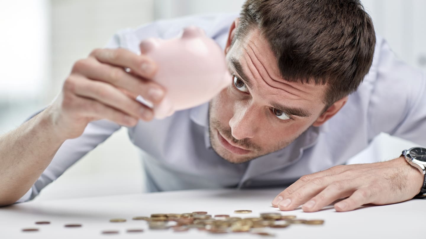 1 in 3 Kiwis have less than $500 in savings, Aucklanders fare worst