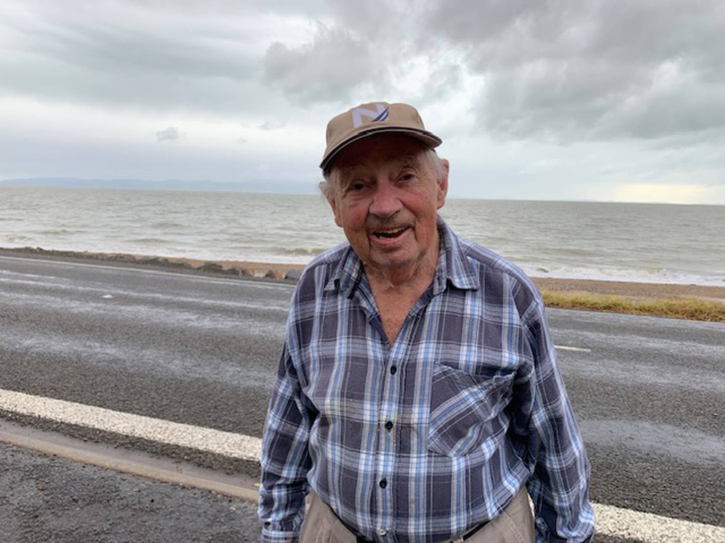 95-year-old Dennis Raine was rescued from his house in Thornton Bay after a slip. Photo / Supplied