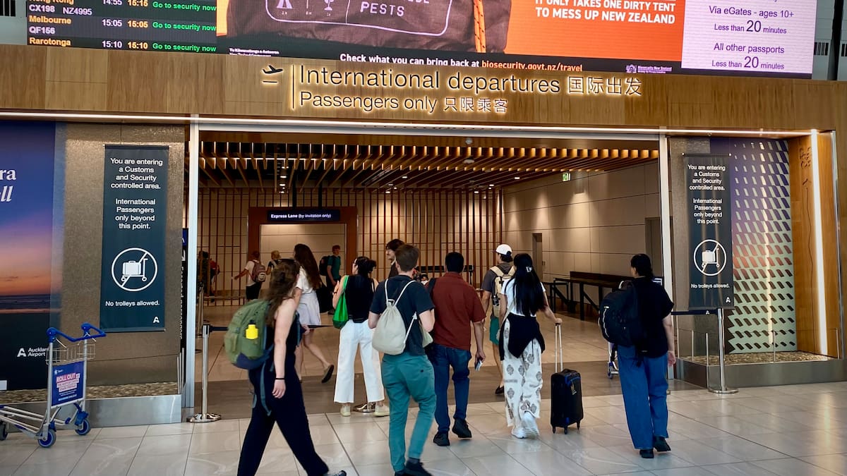 Auckland Airport reporting higher profits and revenue 