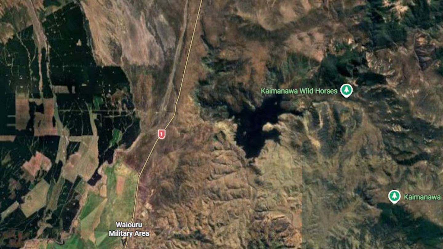 3 people dead, 2 injured and 1 missing in serious SH1 Desert Road crash