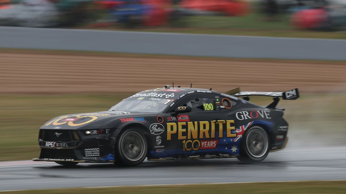 Bathurst 1000: Kiwi Matt Payne victorious after weekend race