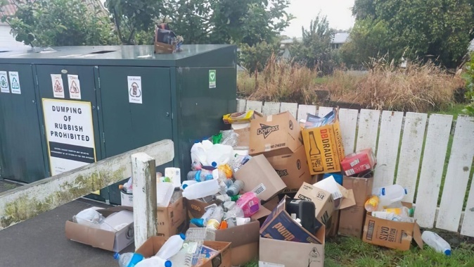 Ruapehu District Council continues to struggle with the unbudgeted cost of overflowing bins and contamination at the recycling station.