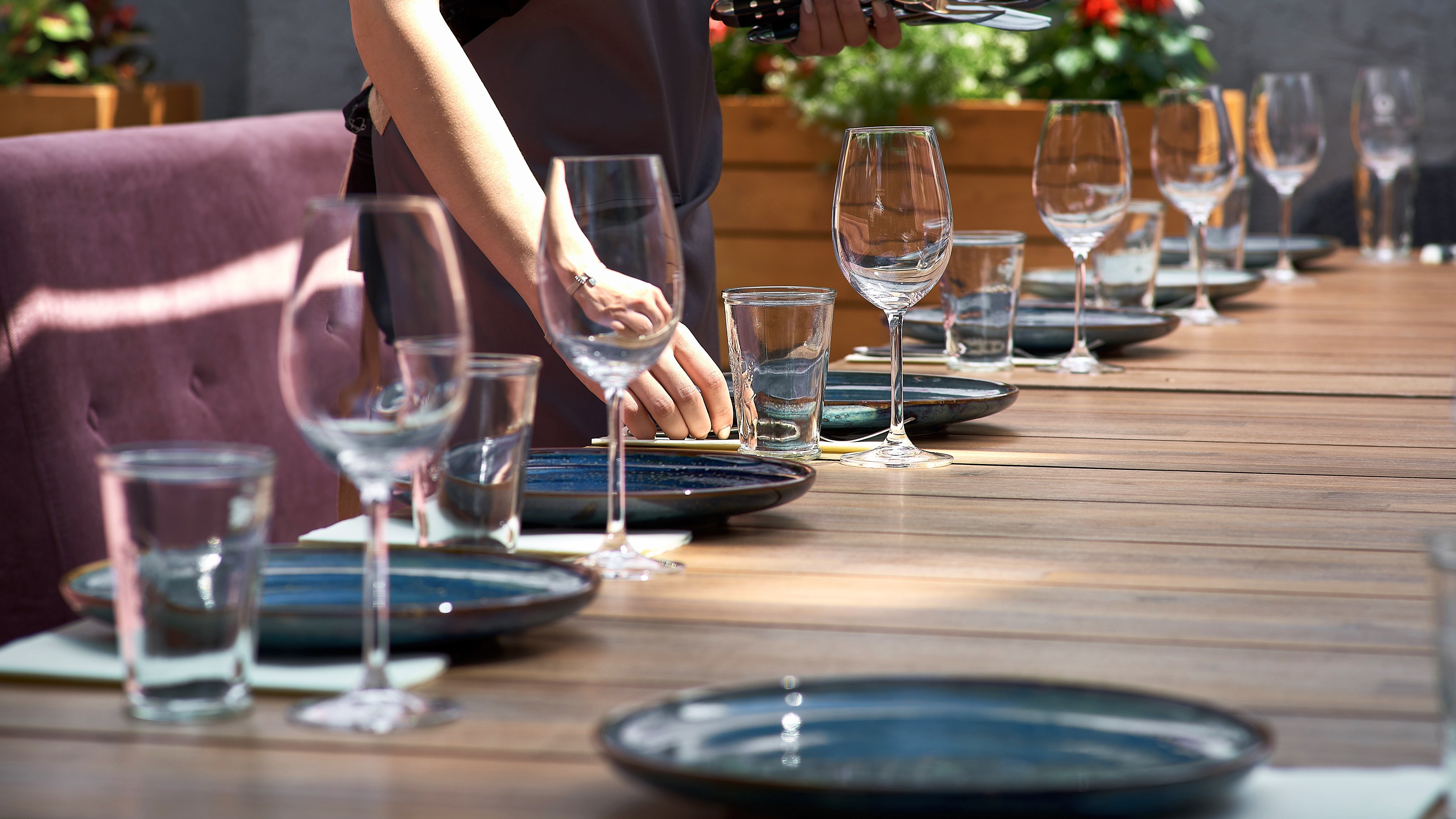 Wrapping the Week: Speeding tickets and restaurant bills 