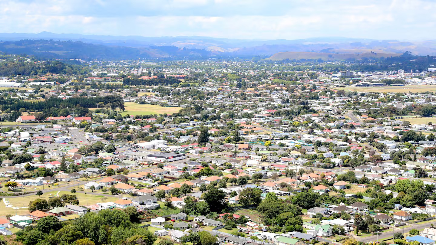 Greens promise rent-rise caps and WoFs, and tens of thousands of new public homes
