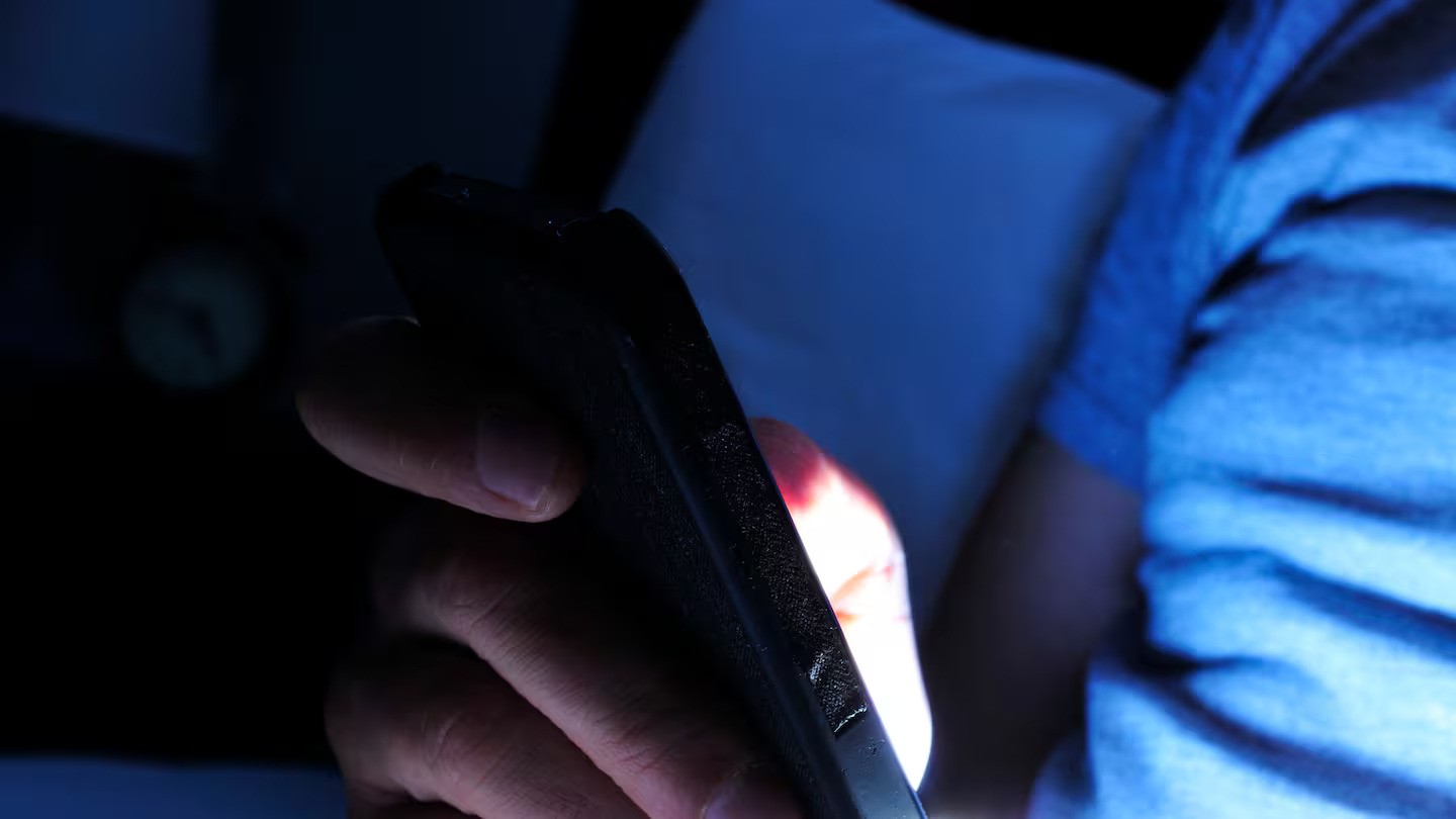 'Hot boss' emails and late-night calls: Harassed account manager wins $20k over unsafe job