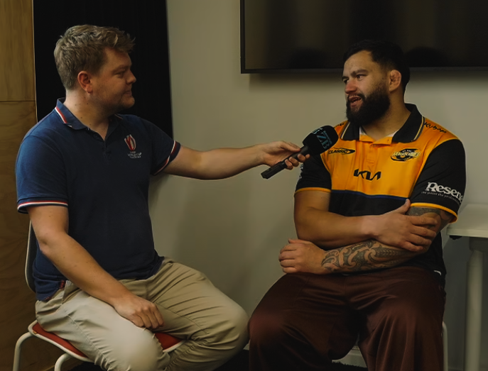 'This is where we've set up a life': Tyrel Lomax re-signs with Hurricanes and AB's