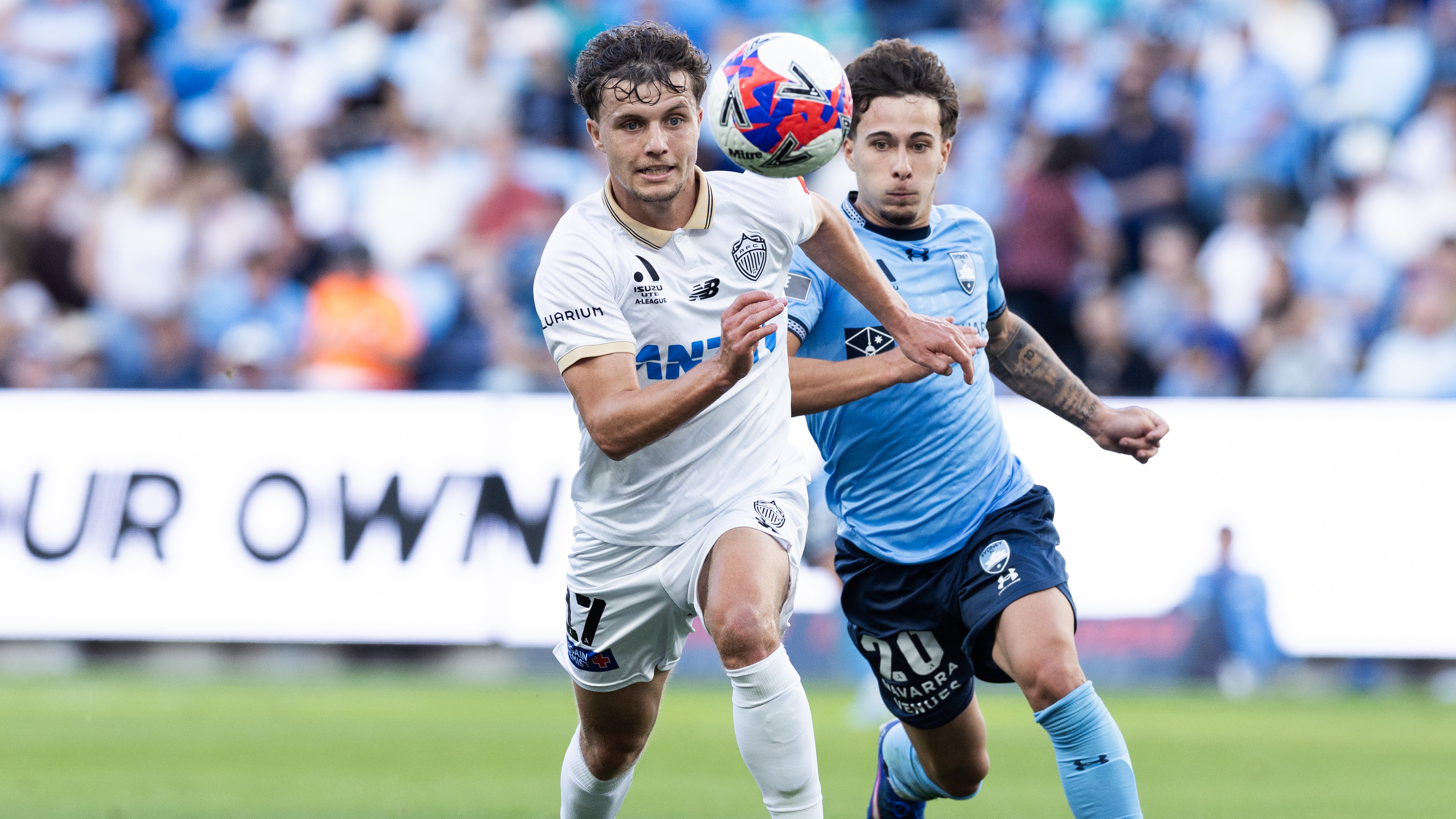 Auckland FC aim to "mummify" Adelaide's attack in semifinal clash 