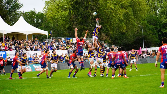 The Bay of Plenty Steamers dominated Tasman 21-0 in the second half of their NPC quarter-final at Tauranga Domain. Photo / Rosalie Liddle Crawford