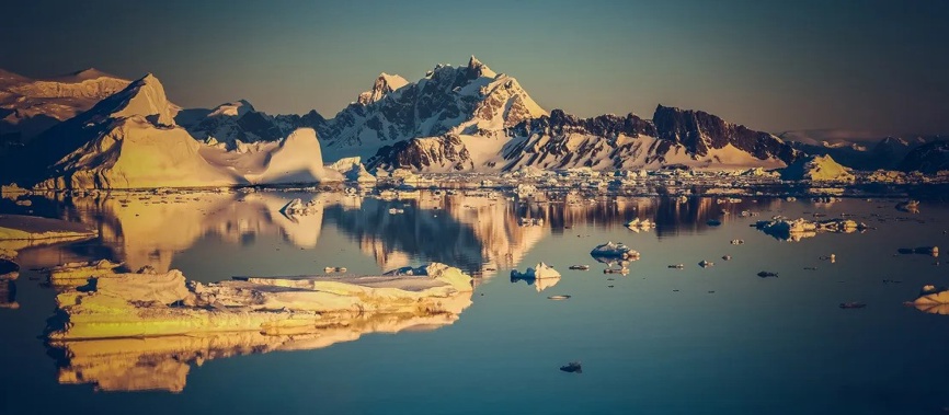 Sea ice around Rothera Point, on Adelaide Island to the west of the Antarctic Peninsula. Steve Gibbs/BAS