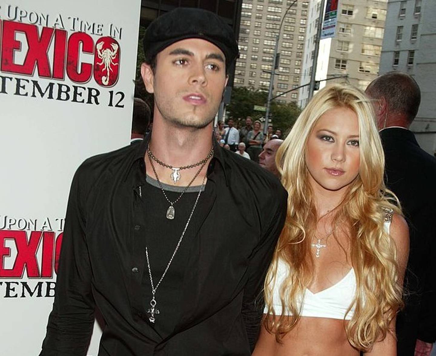 Anna Kournikova marks Enrique Iglesias' birthday with rare family photo