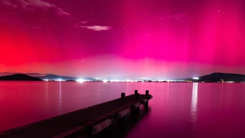 What is the science behind the Aurora Australis?