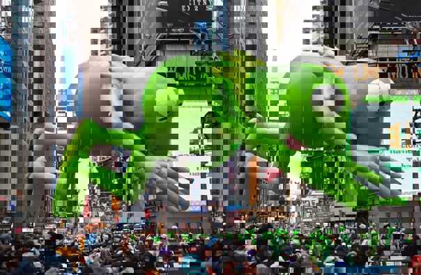 New York's iconic Thanksgiving parade features enormous balloons, marching bands and a star-studded line-up of performers including Santa. Photo / 123rf