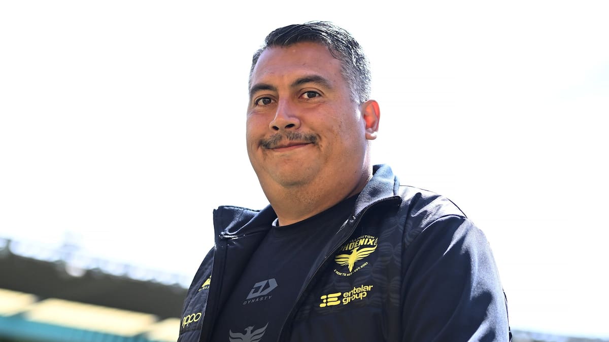 Chris Greenacre to fill in as Phoenix coach after Italiano resignation