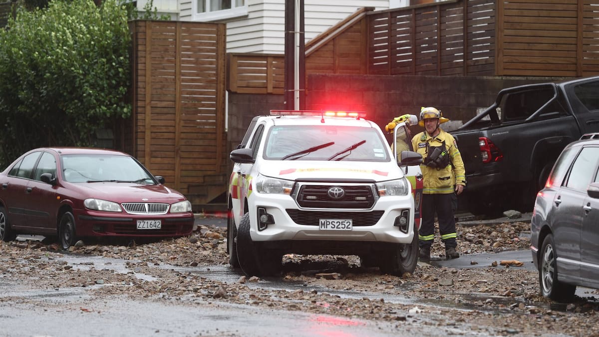 'Prepare for the worst': Minister warns more severe weather expected this evening