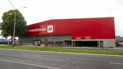 The Warehouse building on Cameron Road has been sold to Tauranga City Council. Photo / Alex Cairns
