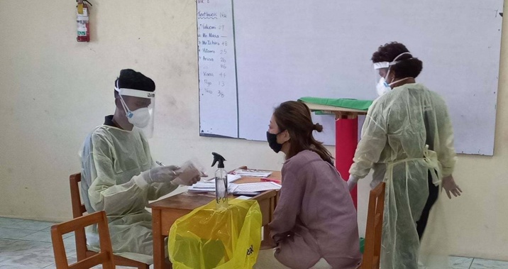 A vaccination centre continues work in Fiji as the outbreak leads to more than 300 Covid-related deaths and close to 37,000 confirmed cases. (Photo / Fiji Government via Facebook)