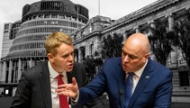 Mike's Minute: We need more bipartisan politics on key issues
