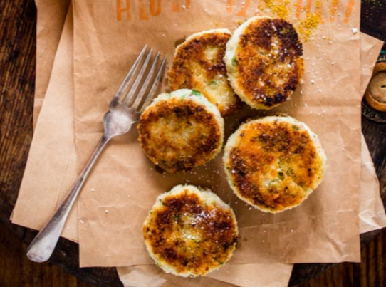 Mike van de Elzen: Fish cakes with curry lime mayonnaise
