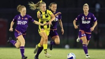 Alyssa Whinham: Wellington Phoenix midfielder on re-signing with the club for two more seasons