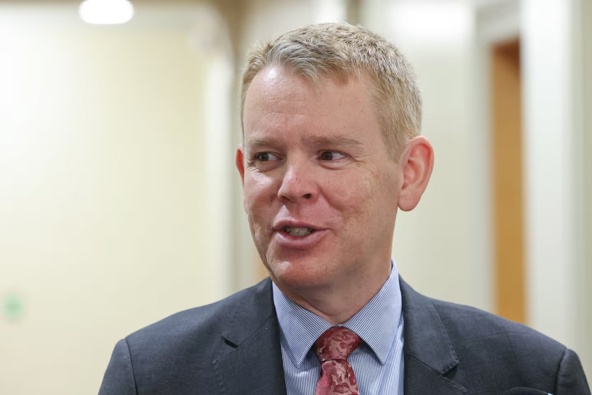 Labour leader Chris Hipkins said he'd only read headlines about the Greens' policy. Photo / Mark Mitchell