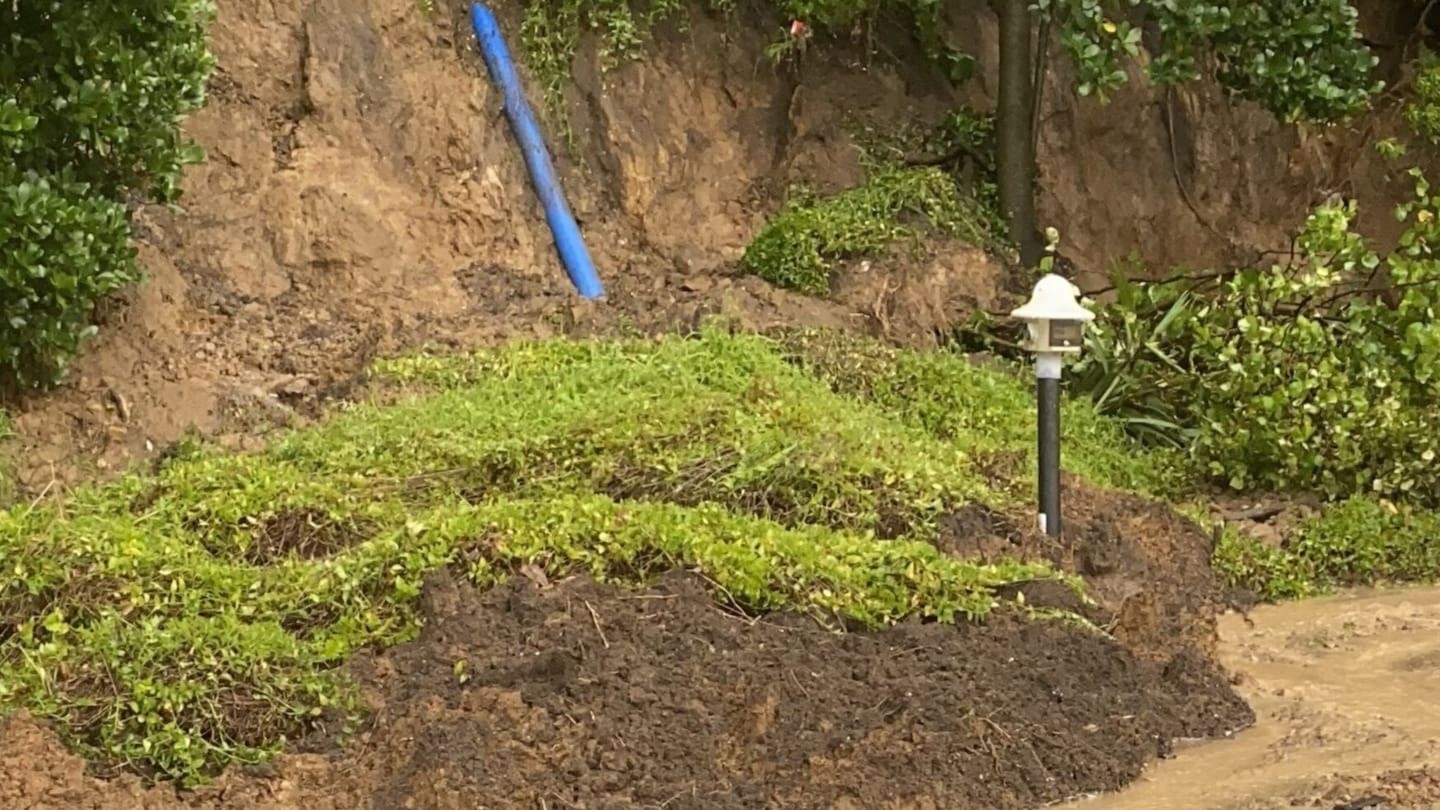 Mount waterpipe network probed after deadly landslide kills six campers